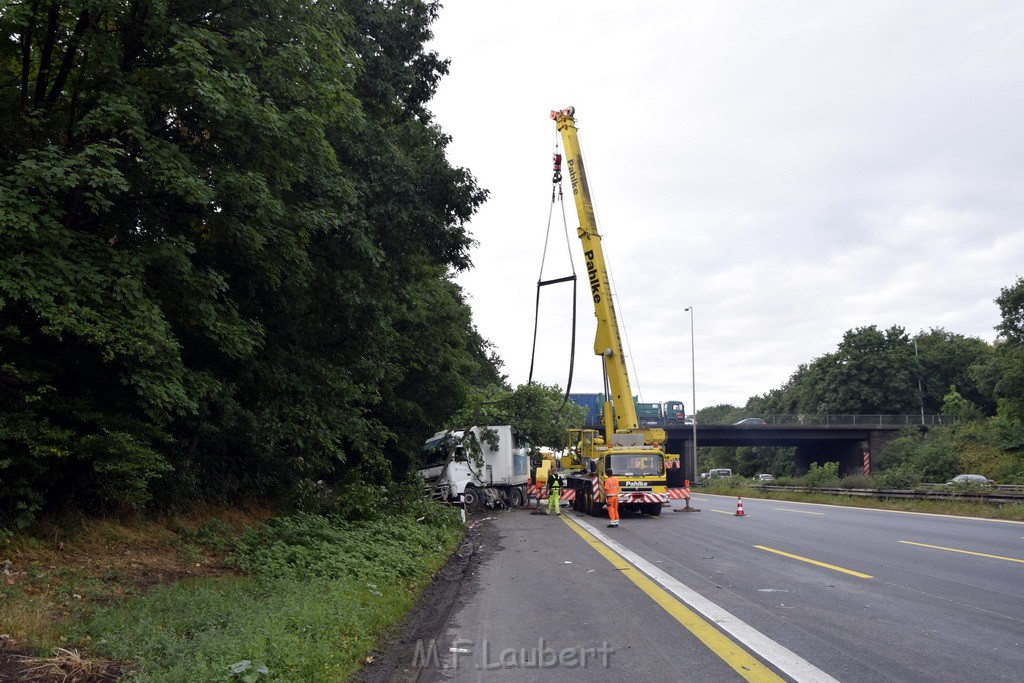 Schwerer VU A 3 Rich Oberhausen Hoehe AK Leverkusen P401.JPG - Miklos Laubert